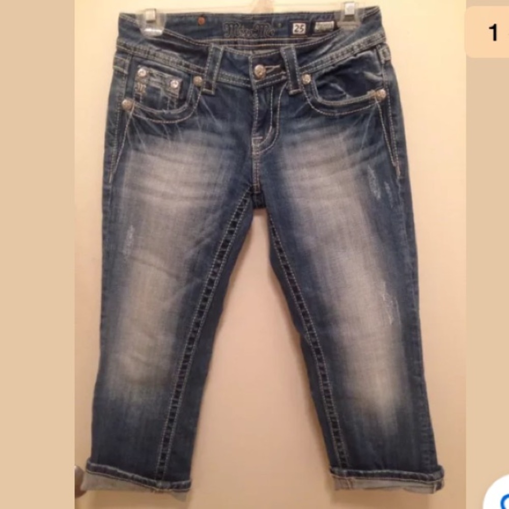 💙MISS ME Capri’s💙